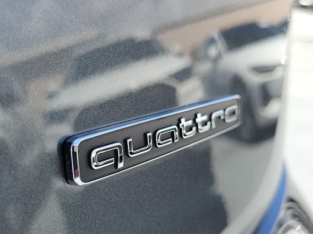 Thumbnail: 2025 Audi Q5 - 7