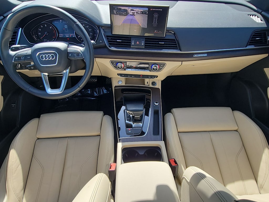 Thumbnail: 2023 Audi Q5 - 10