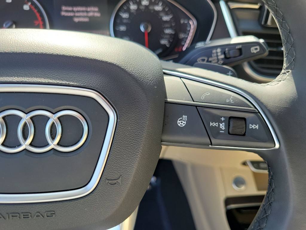 Thumbnail: 2023 Audi Q5 - 30