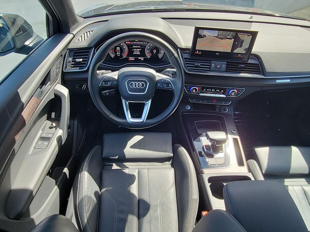 Thumbnail: 2023 Audi Q5 - 8