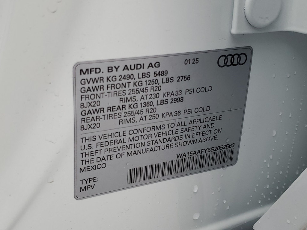 Thumbnail: 2025 Audi Q5 - 16