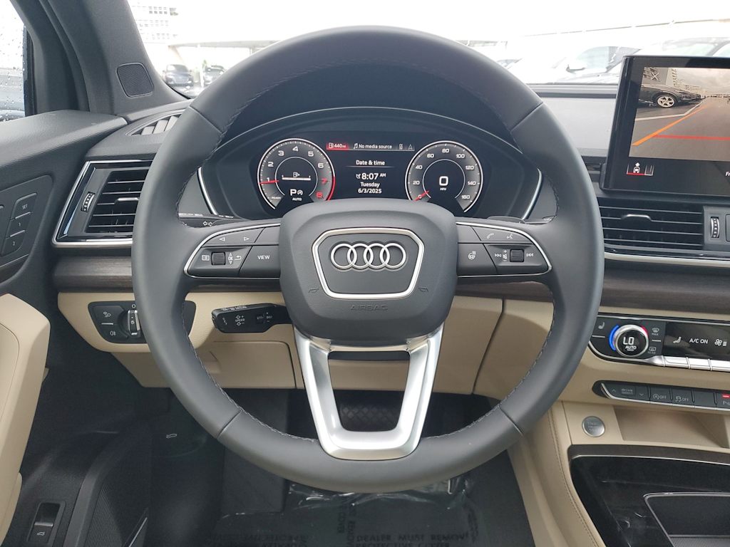 Thumbnail: 2025 Audi Q5 - 11