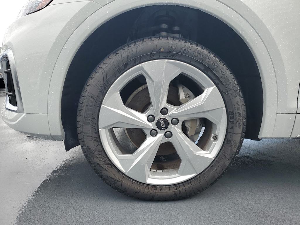 Thumbnail: 2025 Audi Q5 - 7