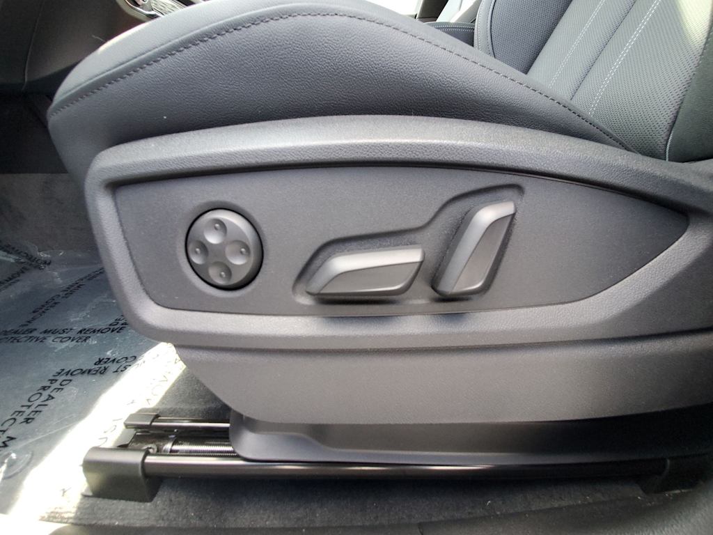 Thumbnail: 2023 Audi Q5 - 22