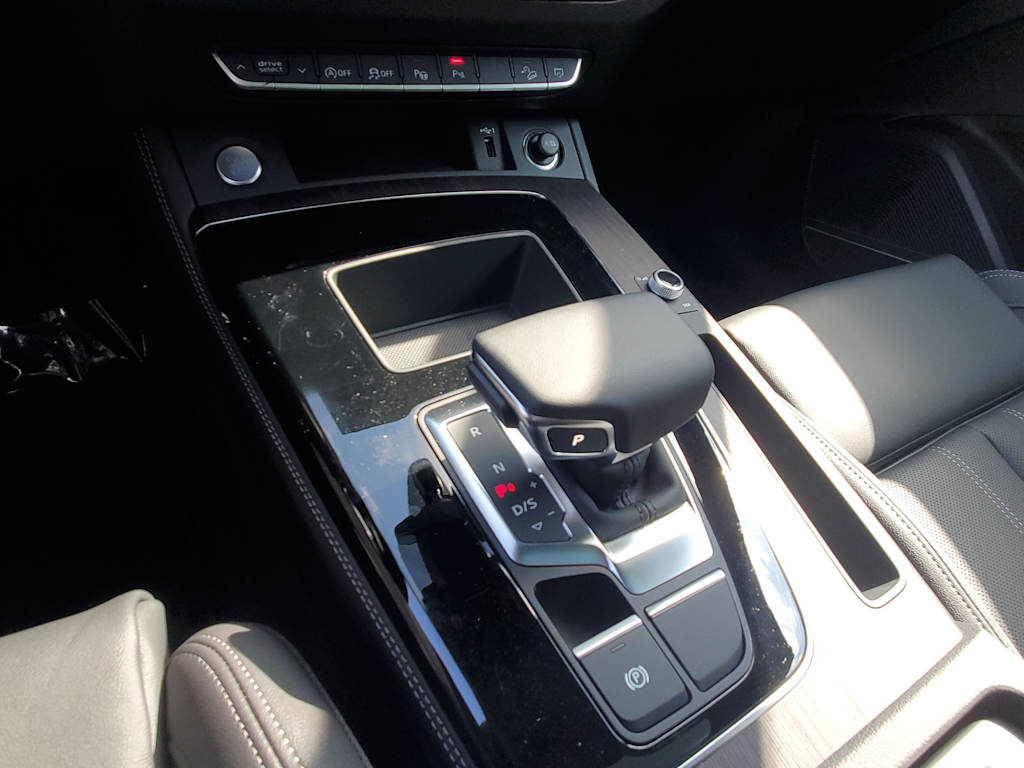 Thumbnail: 2023 Audi Q5 - 27