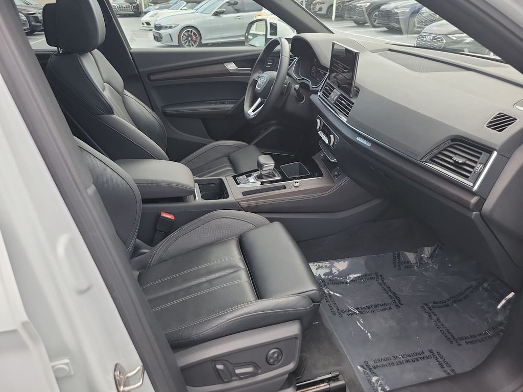 Thumbnail: 2023 Audi Q5 - 29