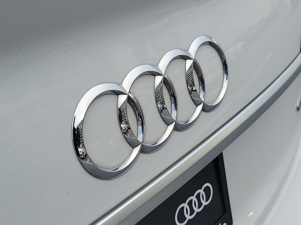 Thumbnail: 2023 Audi Q5 - 7
