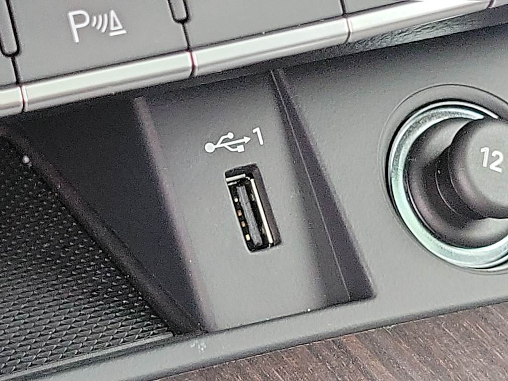 Thumbnail: 2023 Audi Q5 - 37