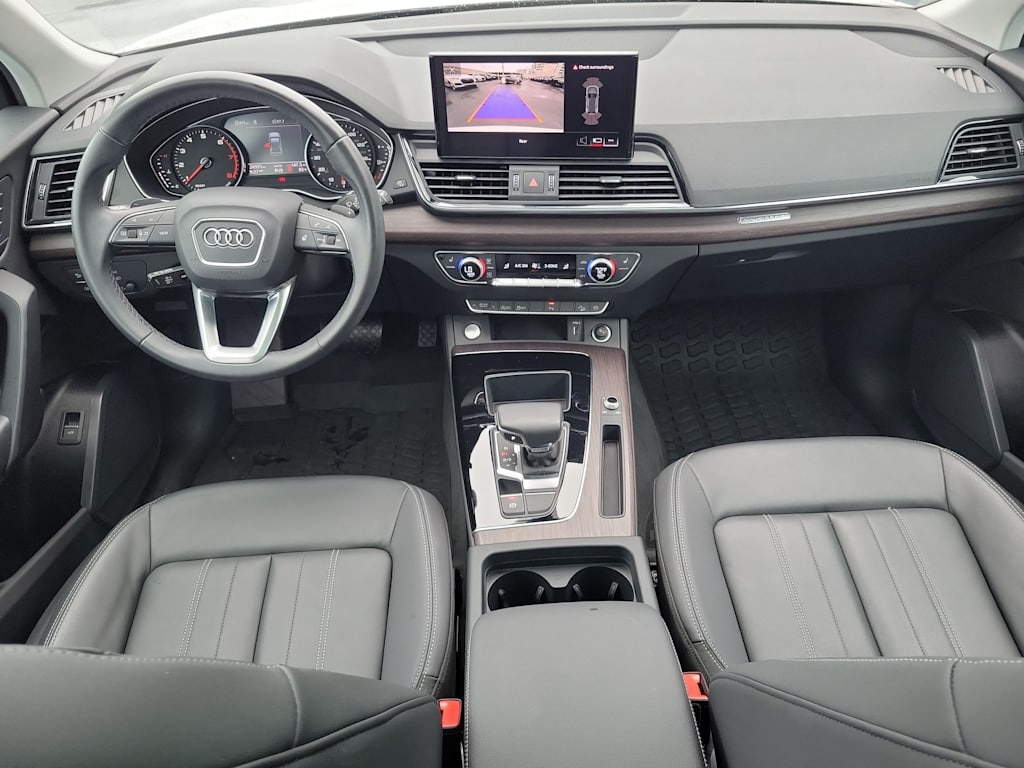Thumbnail: 2023 Audi Q5 - 10