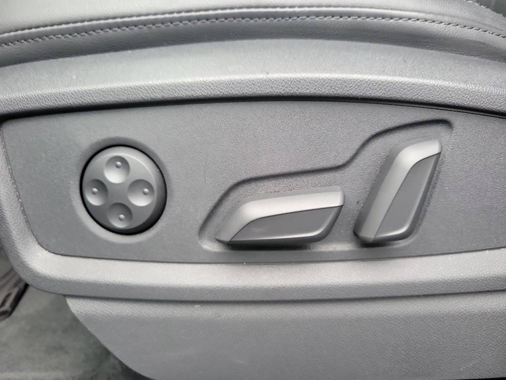 Thumbnail: 2023 Audi Q5 - 28