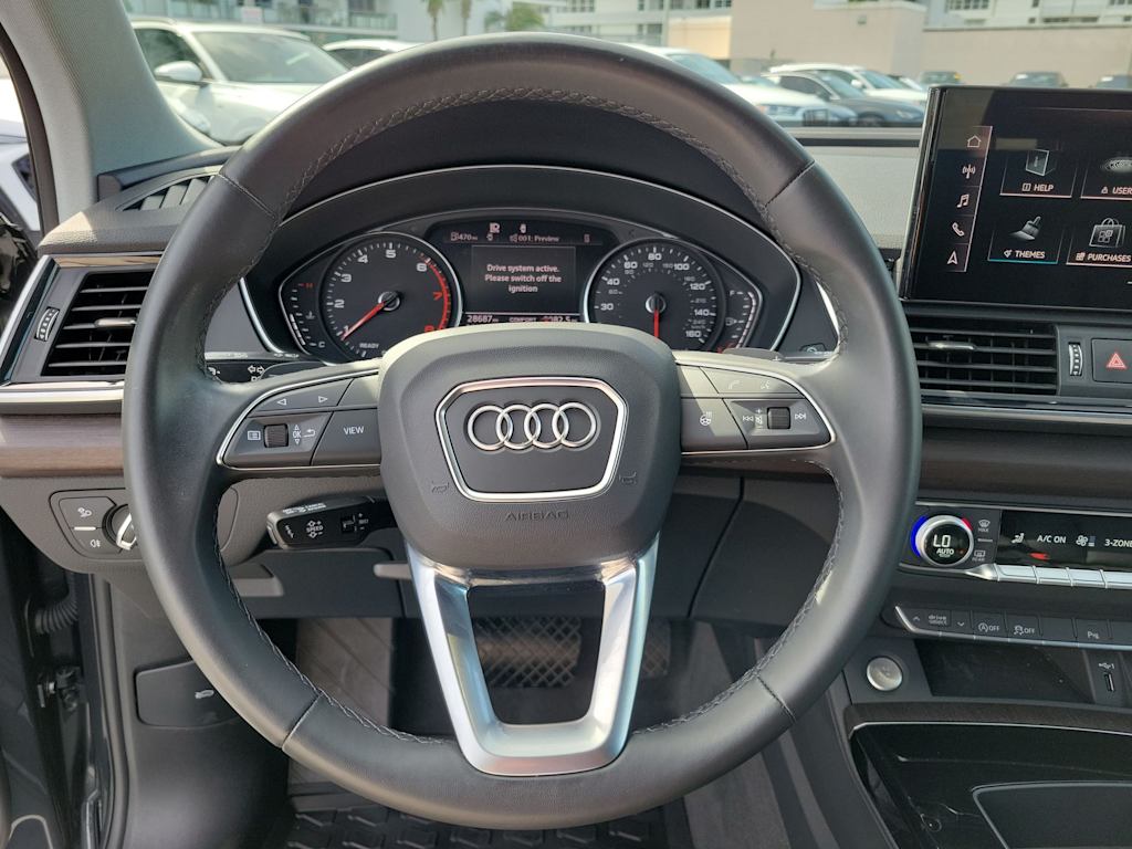Thumbnail: 2023 Audi Q5 - 13