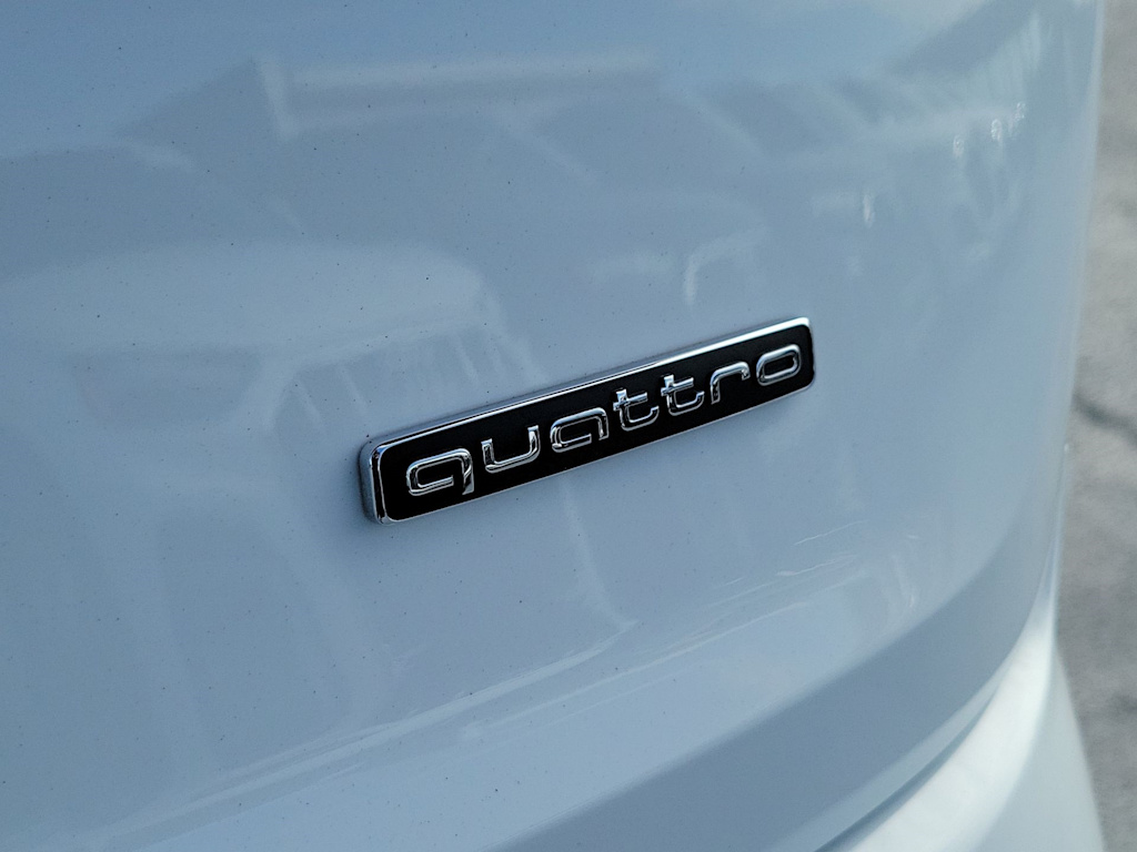 Thumbnail: 2023 Audi Q7 - 21