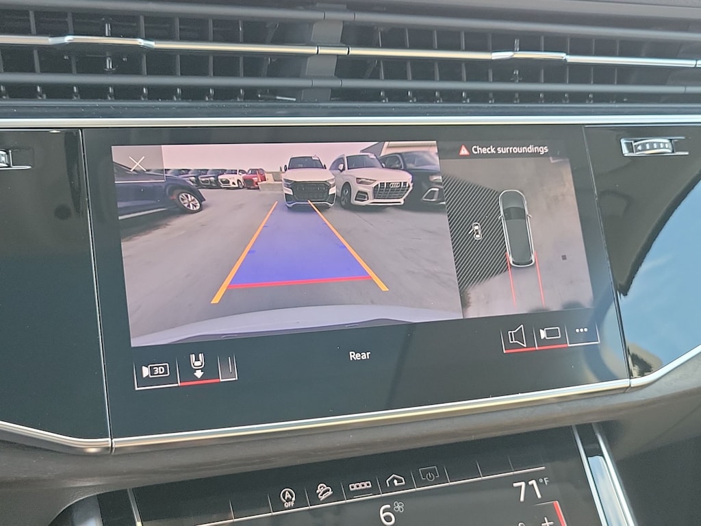 Thumbnail: 2023 Audi Q7 - 15