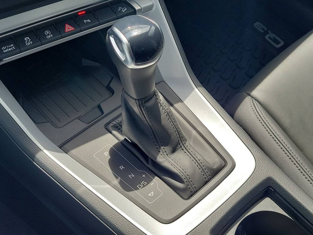 Thumbnail: 2024 Audi Q3 - 33