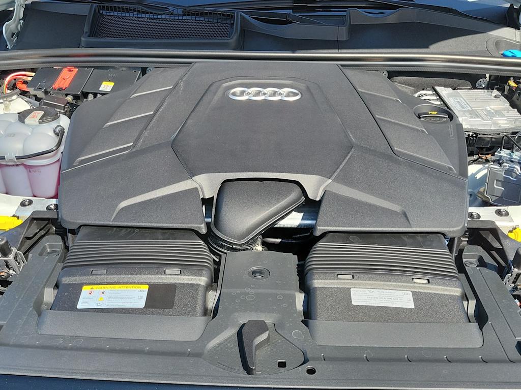 Thumbnail: 2026 Audi Q7 - 9