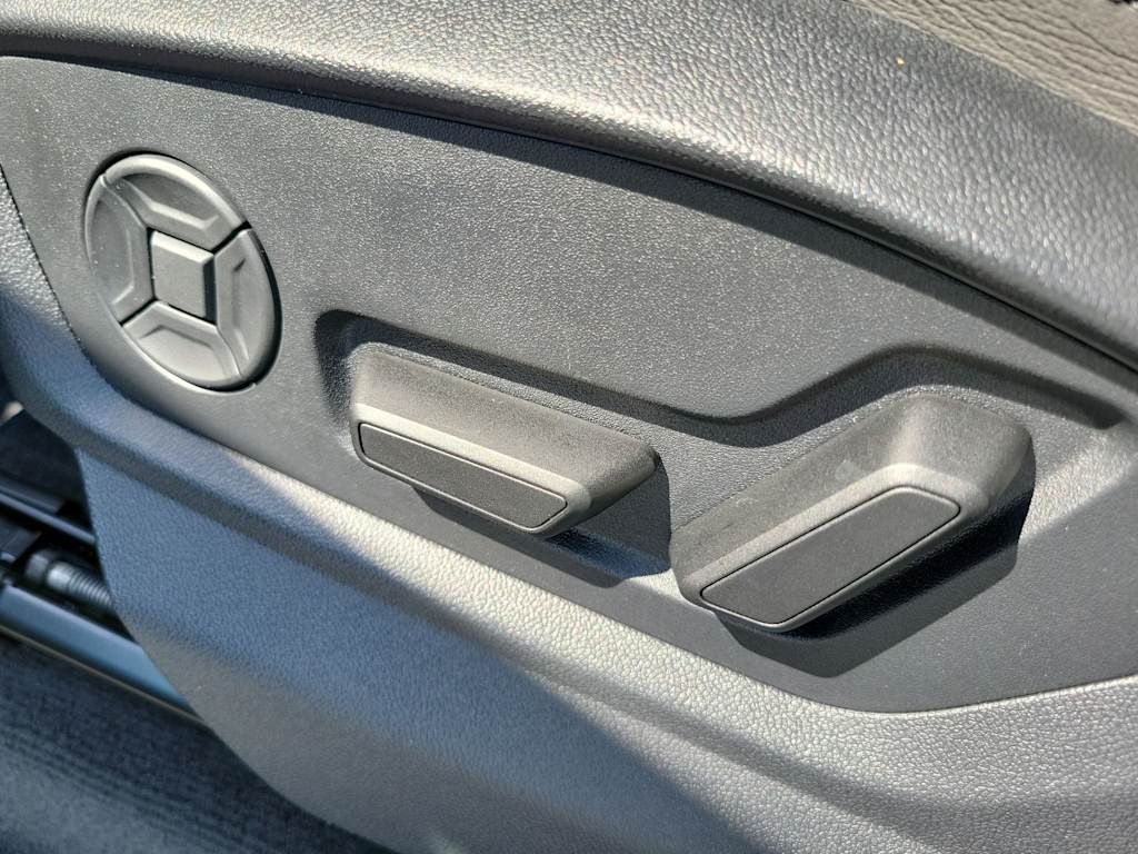 Thumbnail: 2026 Audi Q7 - 23