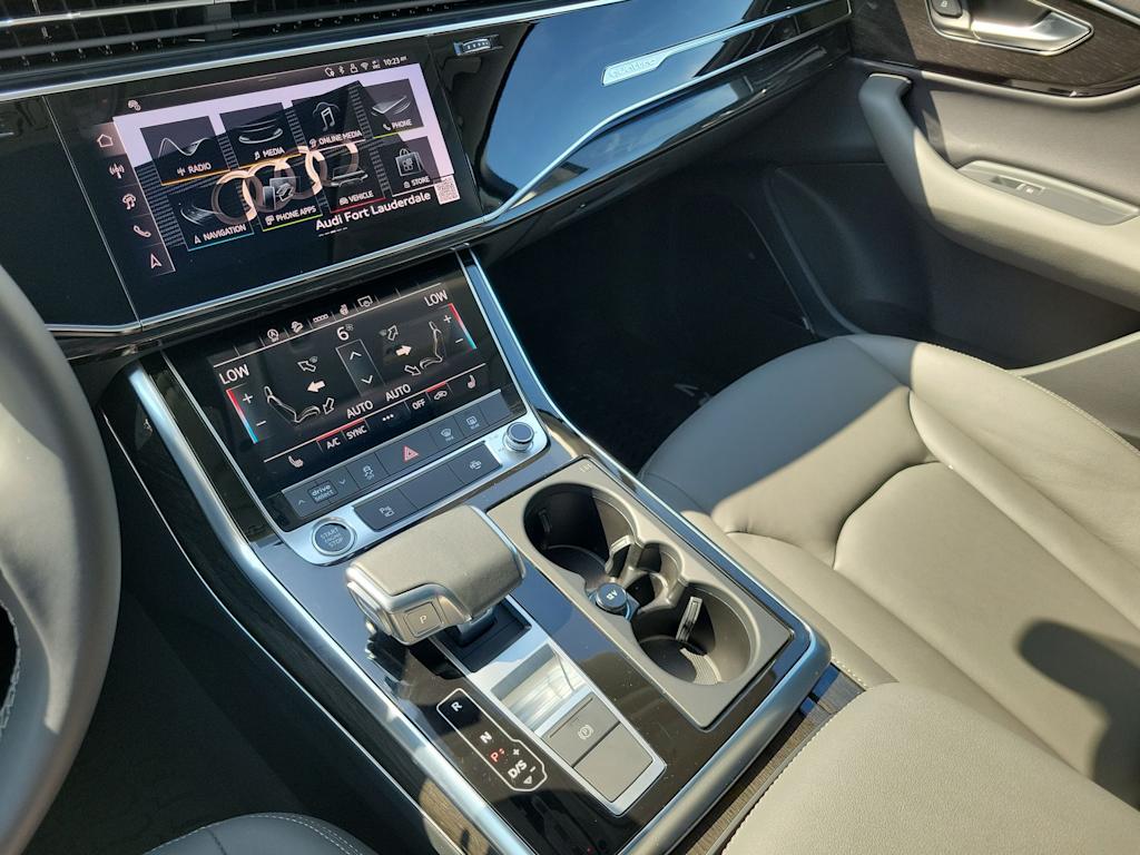 Thumbnail: 2026 Audi Q7 - 29