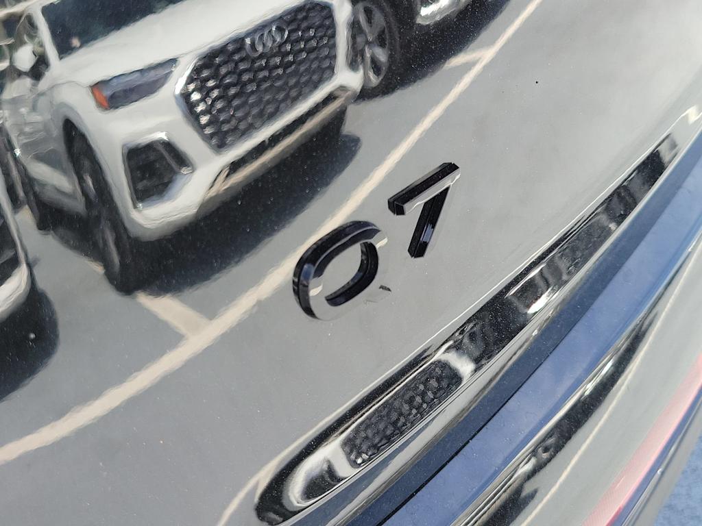 Thumbnail: 2026 Audi Q7 - 6