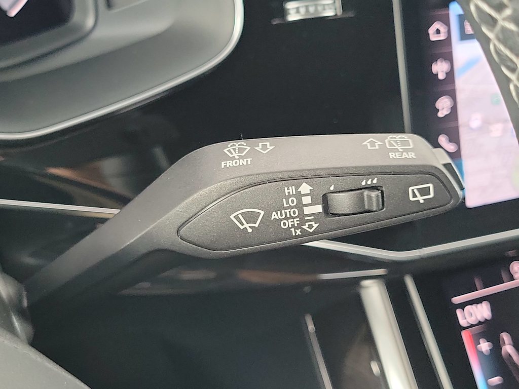 Thumbnail: 2026 Audi Q7 - 27