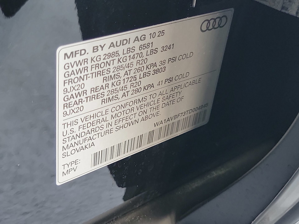 Thumbnail: 2026 Audi Q7 - 16