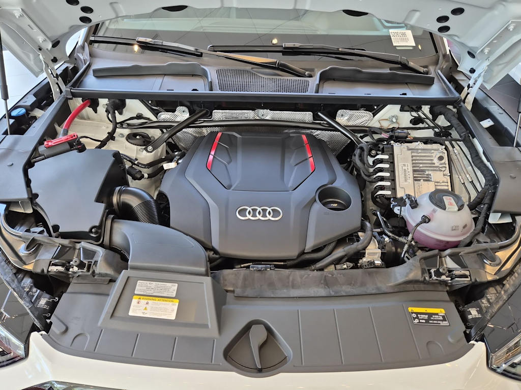 Thumbnail: 2025 Audi SQ5 - 9