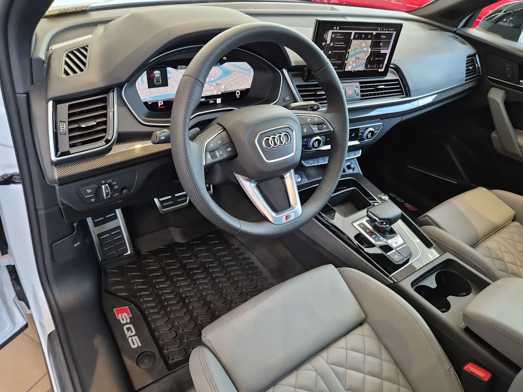 Thumbnail: 2025 Audi SQ5 - 2