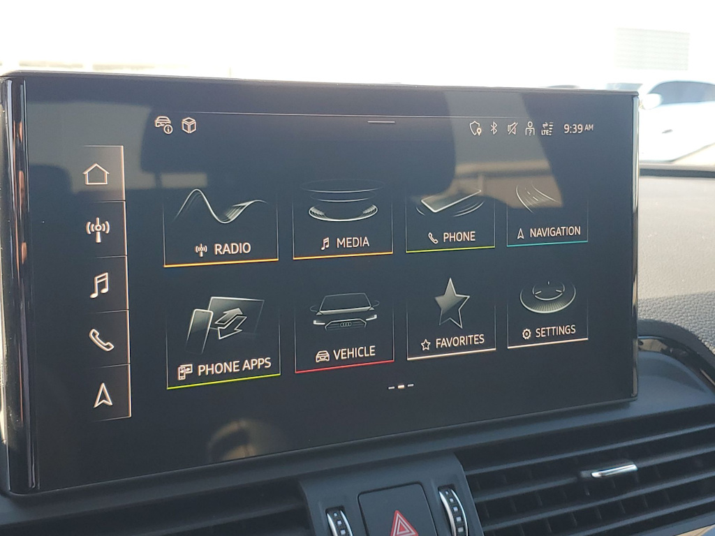 Thumbnail: 2023 Audi SQ5 - 14