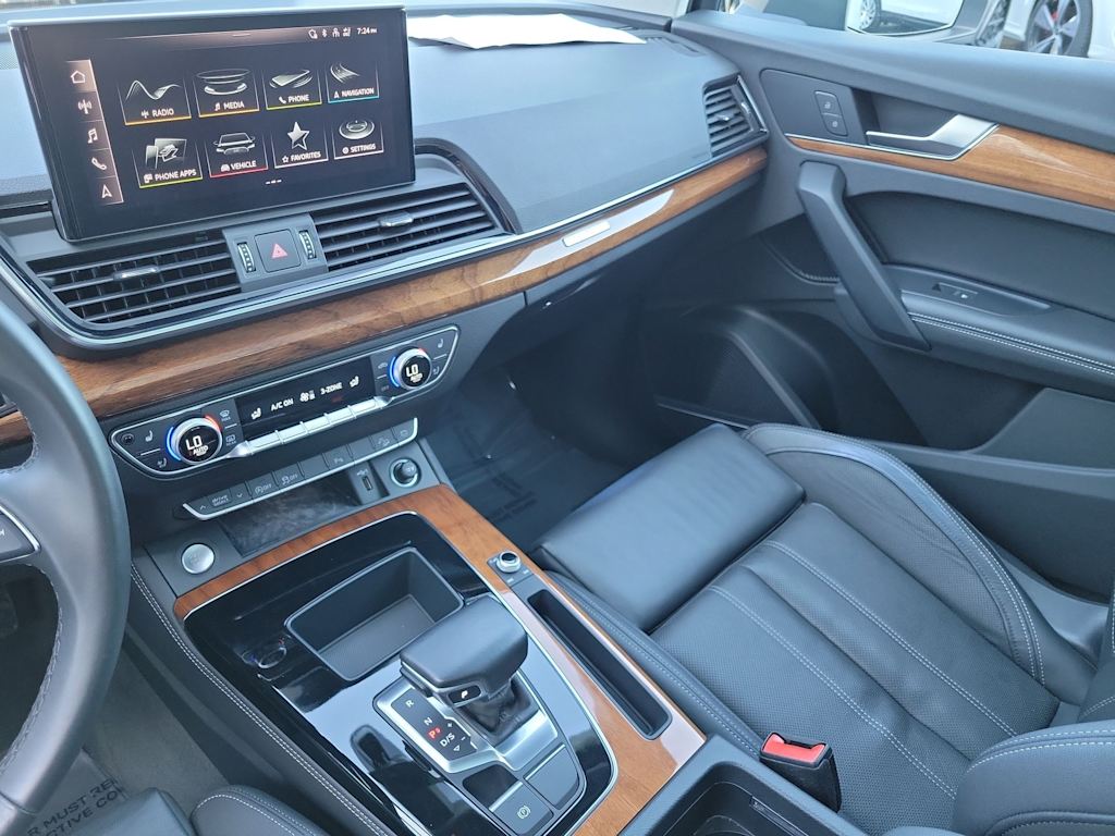 Thumbnail: 2021 Audi Q5 - 28
