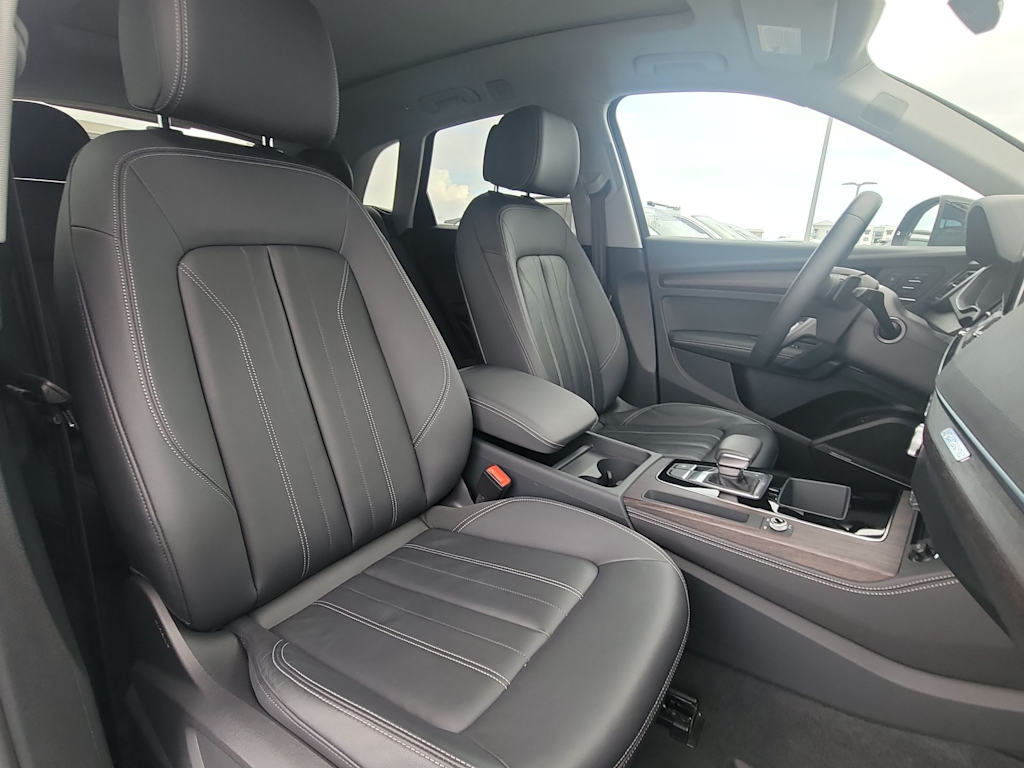 Thumbnail: 2024 Audi Q5 - 28
