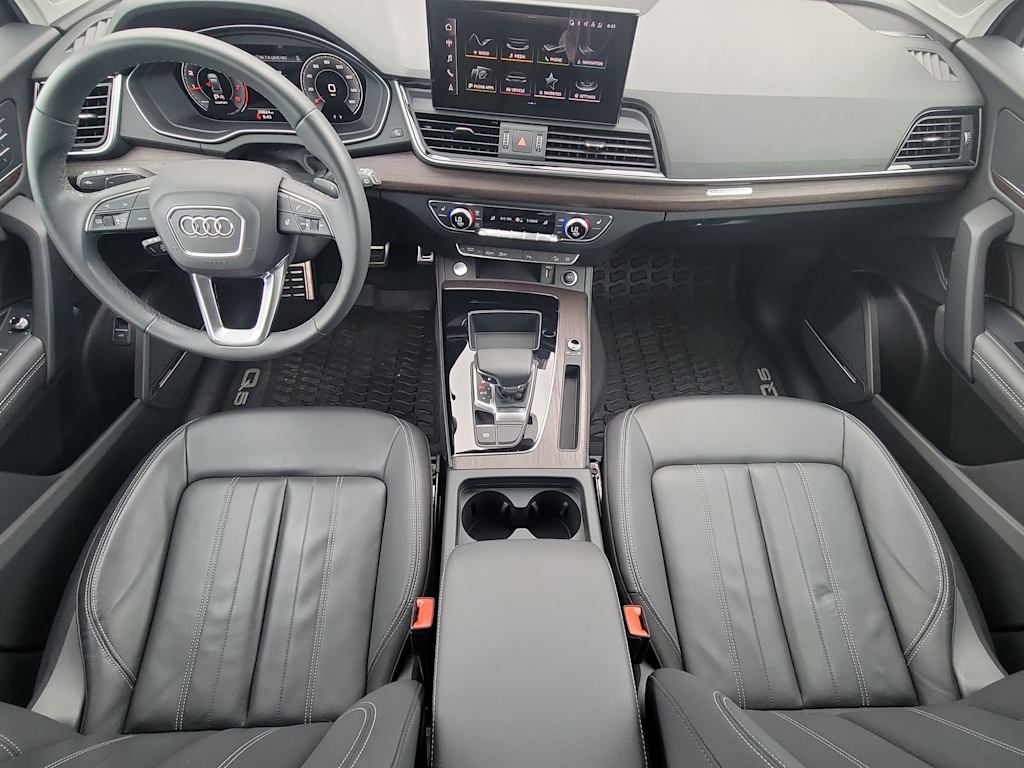 Thumbnail: 2024 Audi Q5 - 10