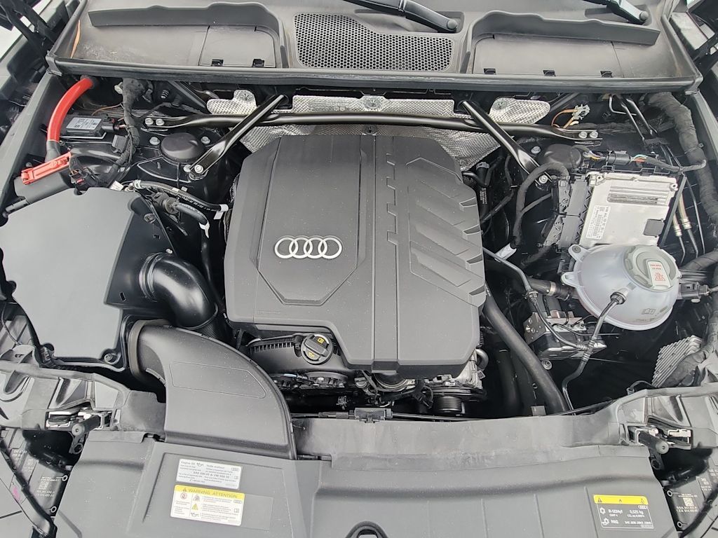 Thumbnail: 2024 Audi Q5 - 9