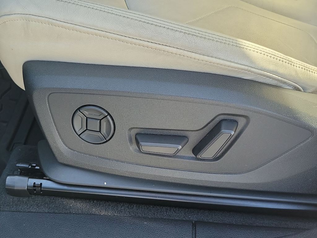 Thumbnail: 2020 Audi Q3 - 22