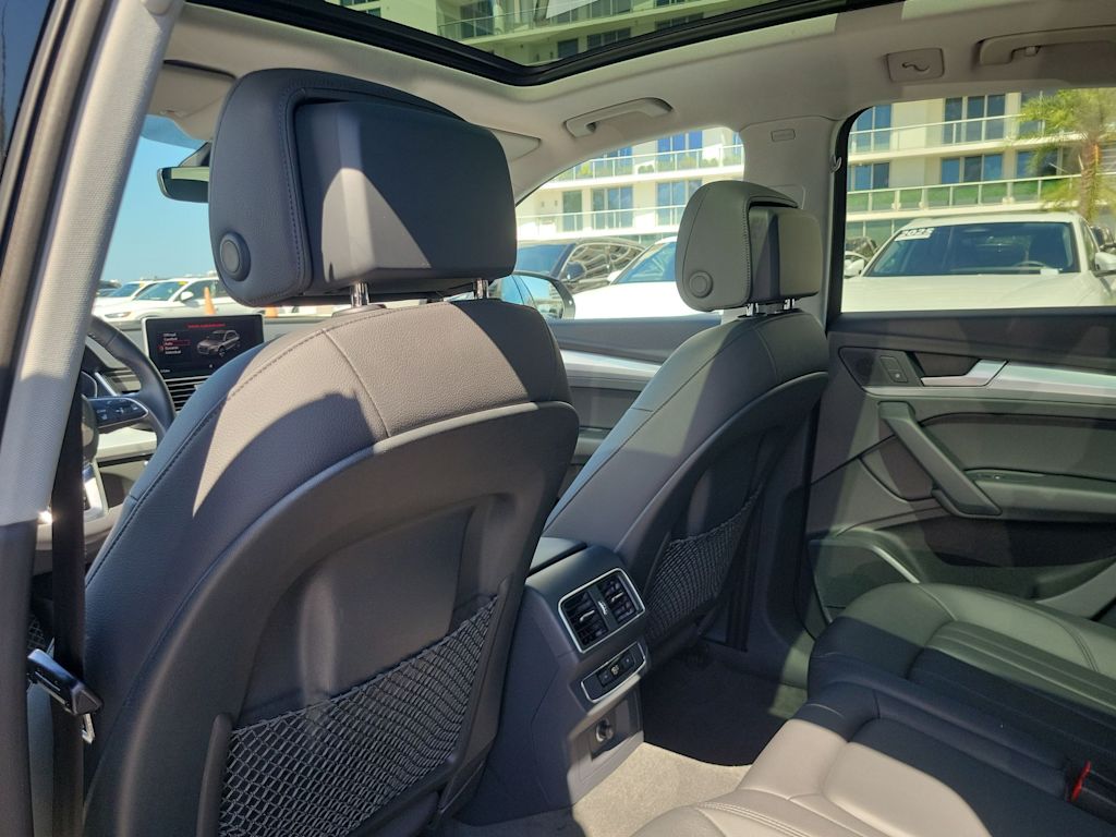 Thumbnail: 2018 Audi Q5 - 13