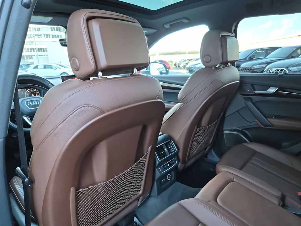 Thumbnail: 2019 Audi Q5 - 12