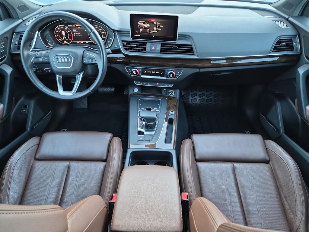 Thumbnail: 2019 Audi Q5 - 10