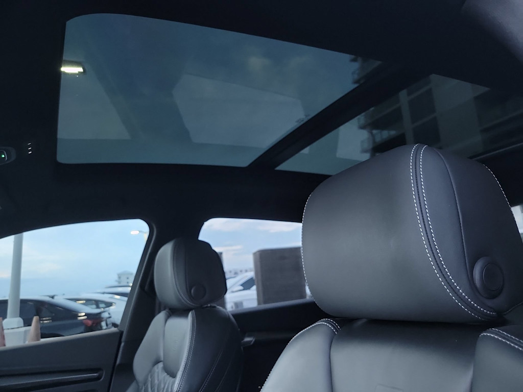 Thumbnail: 2020 Audi SQ5 - 26