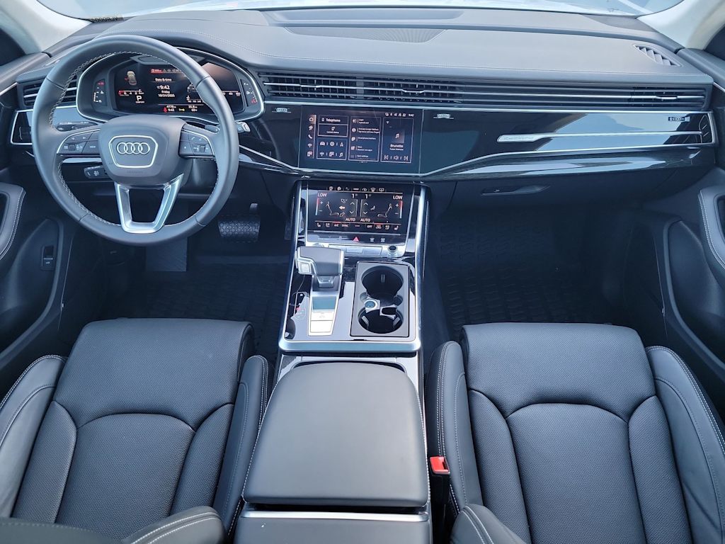 Thumbnail: 2024 Audi Q8 - 10