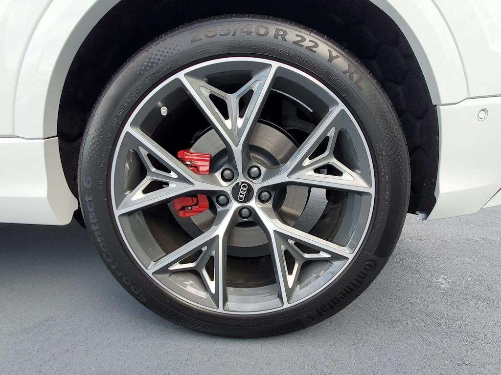 Thumbnail: 2023 Audi SQ8 - 8