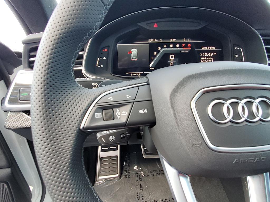 Thumbnail: 2023 Audi SQ8 - 22