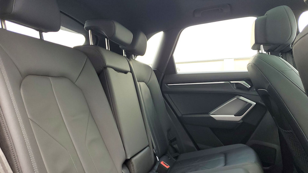 Thumbnail: 2023 Audi Q3 - 28