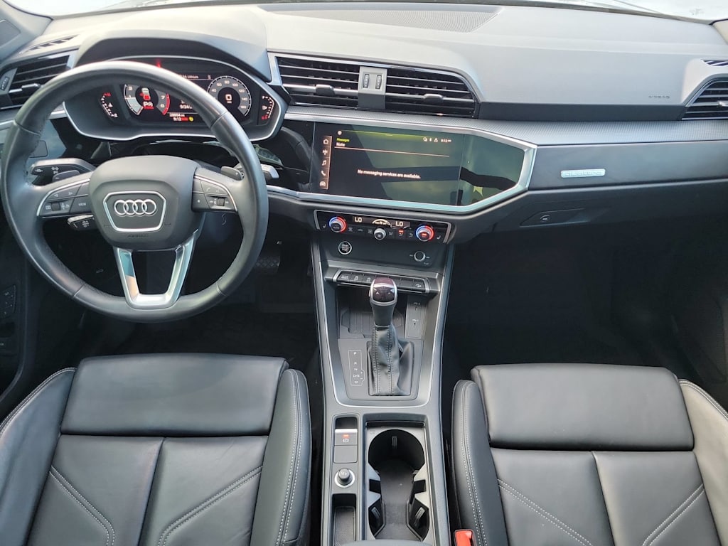 Thumbnail: 2024 Audi Q3 - 10