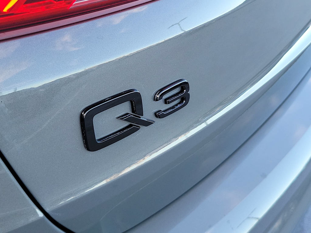 Thumbnail: 2024 Audi Q3 - 7