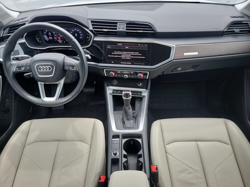 Thumbnail: 2023 Audi Q3 - 10