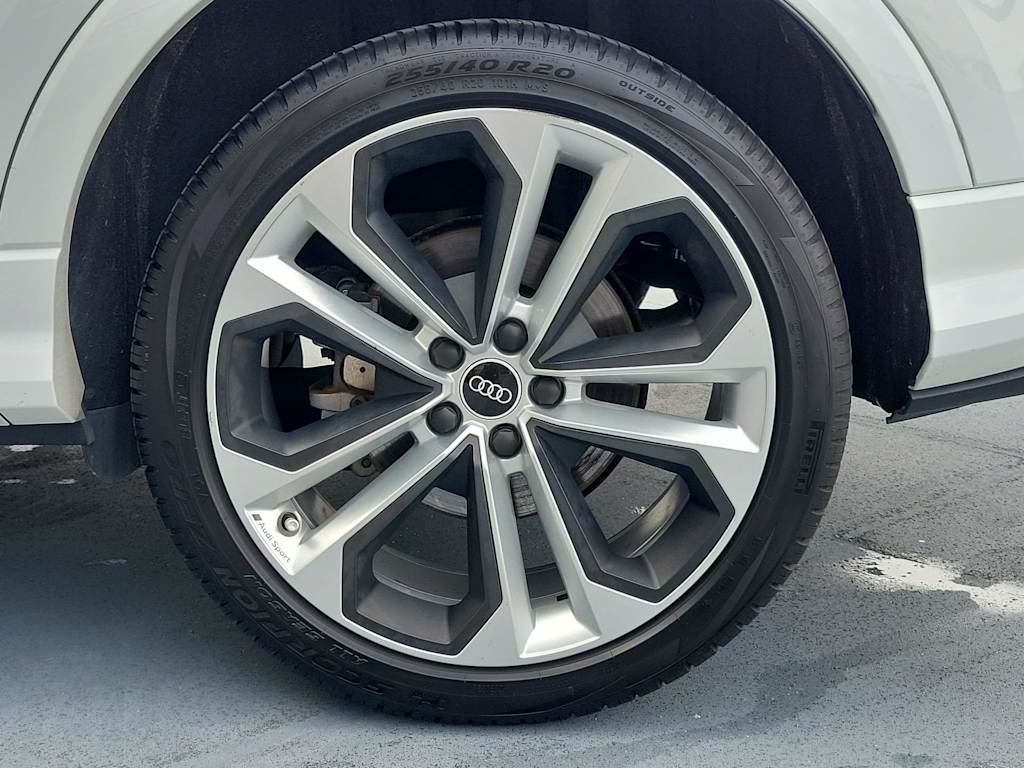 Thumbnail: 2021 Audi Q3 - 8