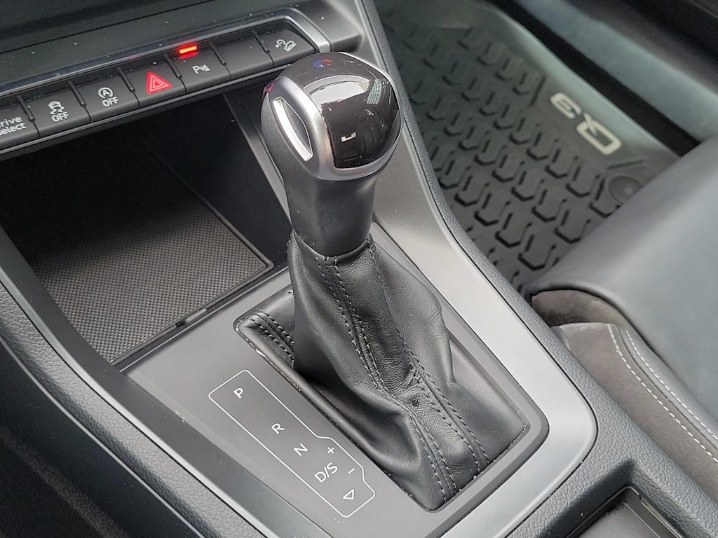 Thumbnail: 2021 Audi Q3 - 34