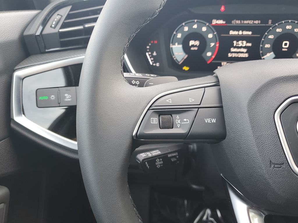 Thumbnail: 2025 Audi Q3 - 22