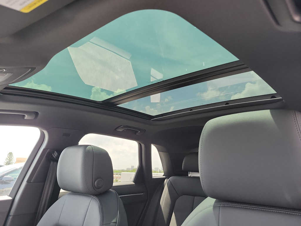 Thumbnail: 2025 Audi Q3 - 22