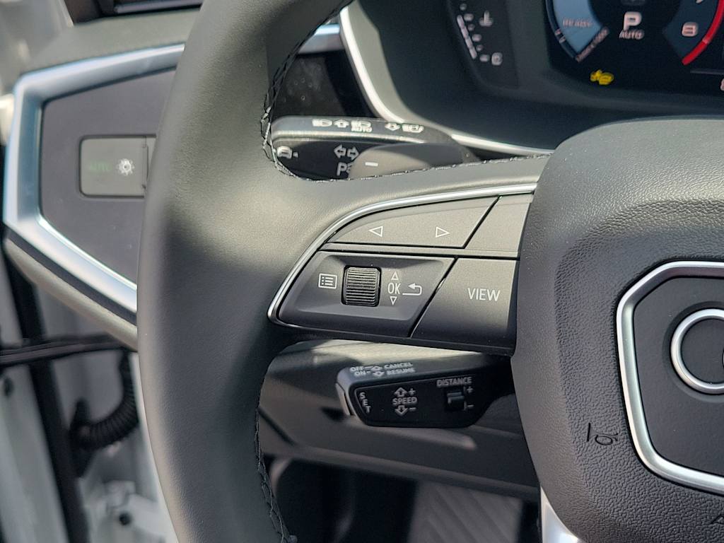 Thumbnail: 2025 Audi Q3 - 24