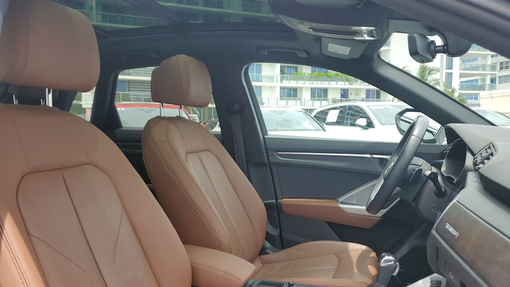 Thumbnail: 2022 Audi Q3 - 29