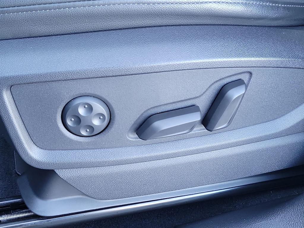 Thumbnail: 2022 Audi Q5 - 21